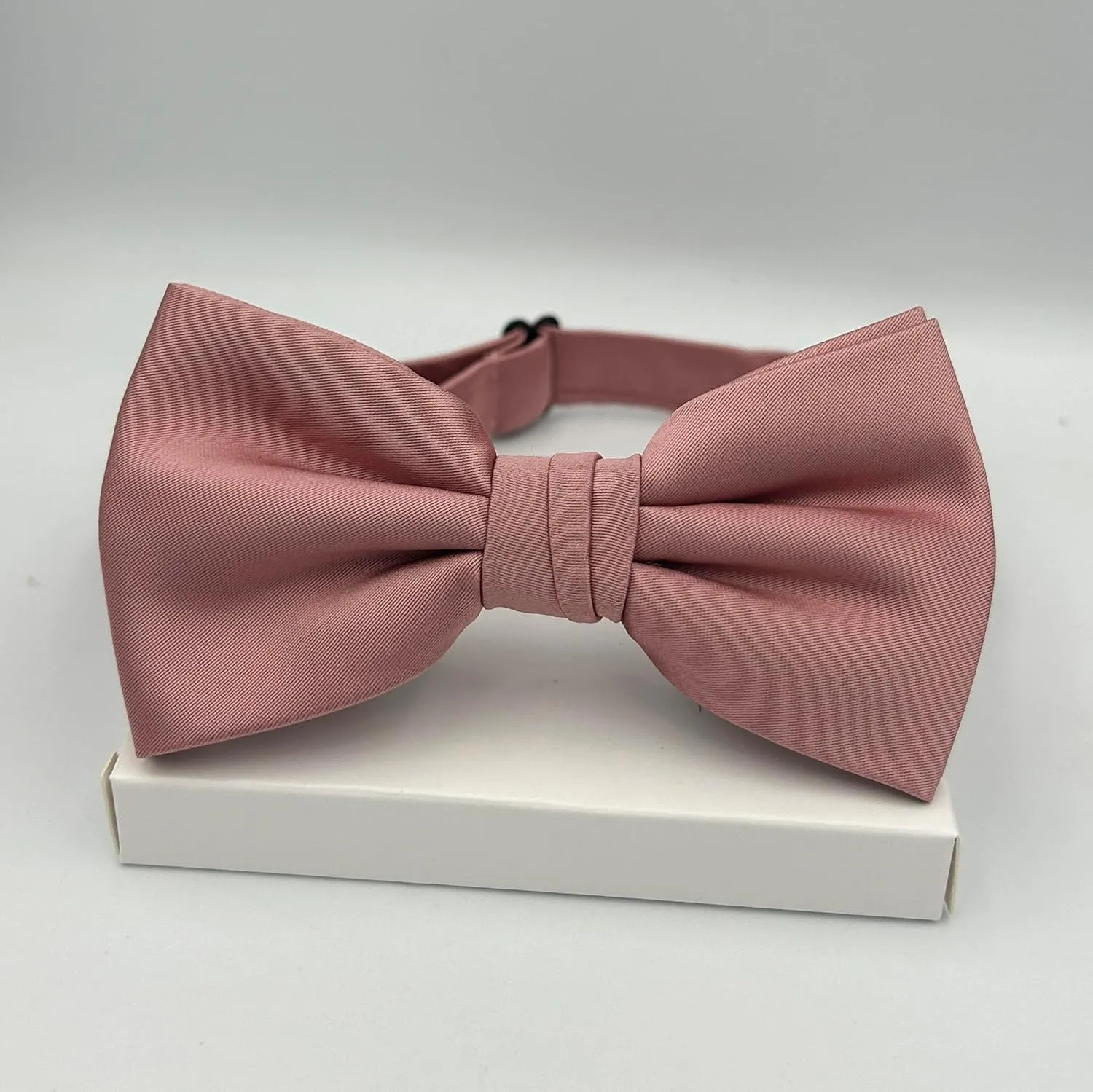 Adjustable Bow Ties for Men, Classic Solid Color Pre-Tied Bowties with Gift Box for Mens Wedding Party