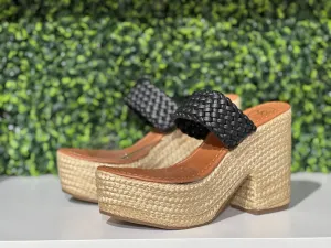 Amelia Wedge
