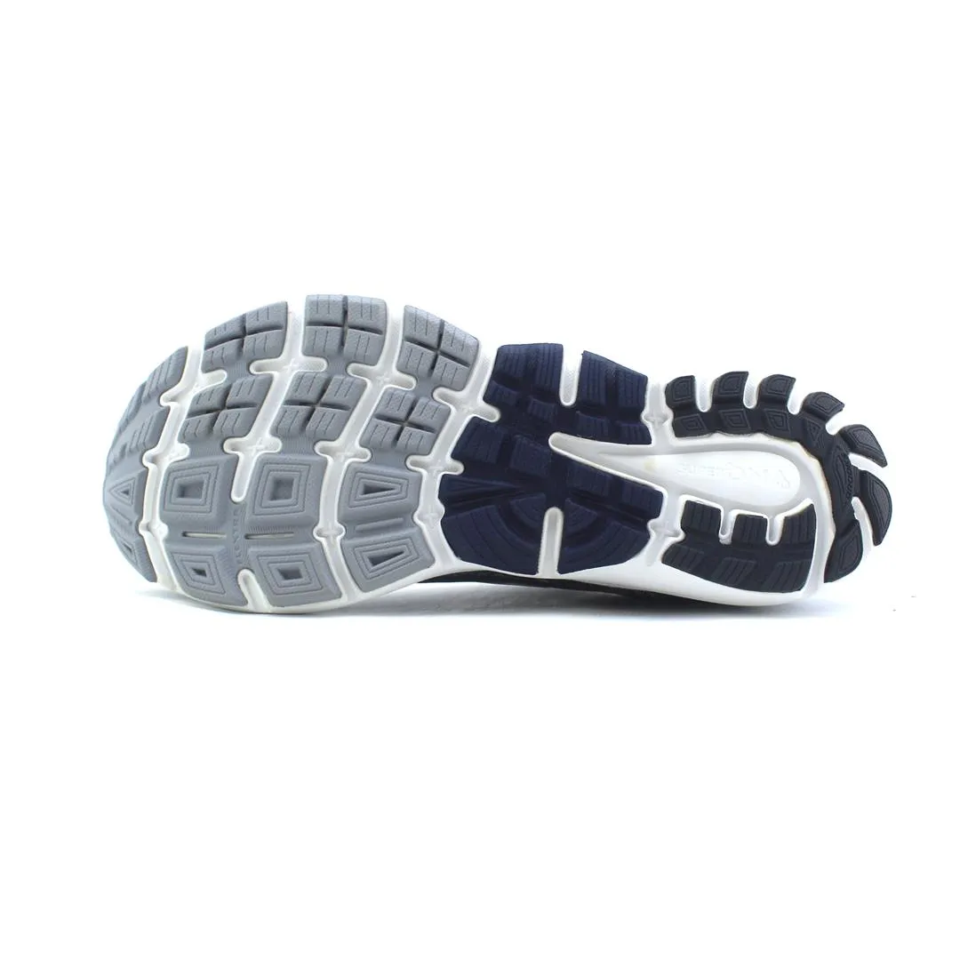 BROOKS TRANSCEND 3