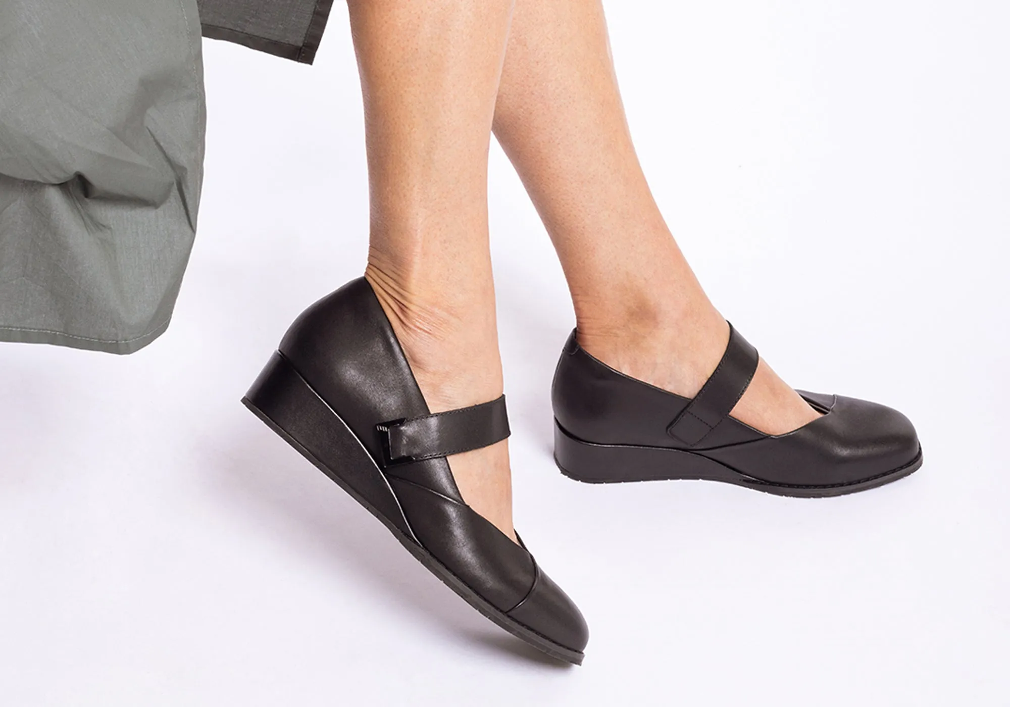 Homyped Lavish MJ Womens Leather Mary Jane Wedge Shoes