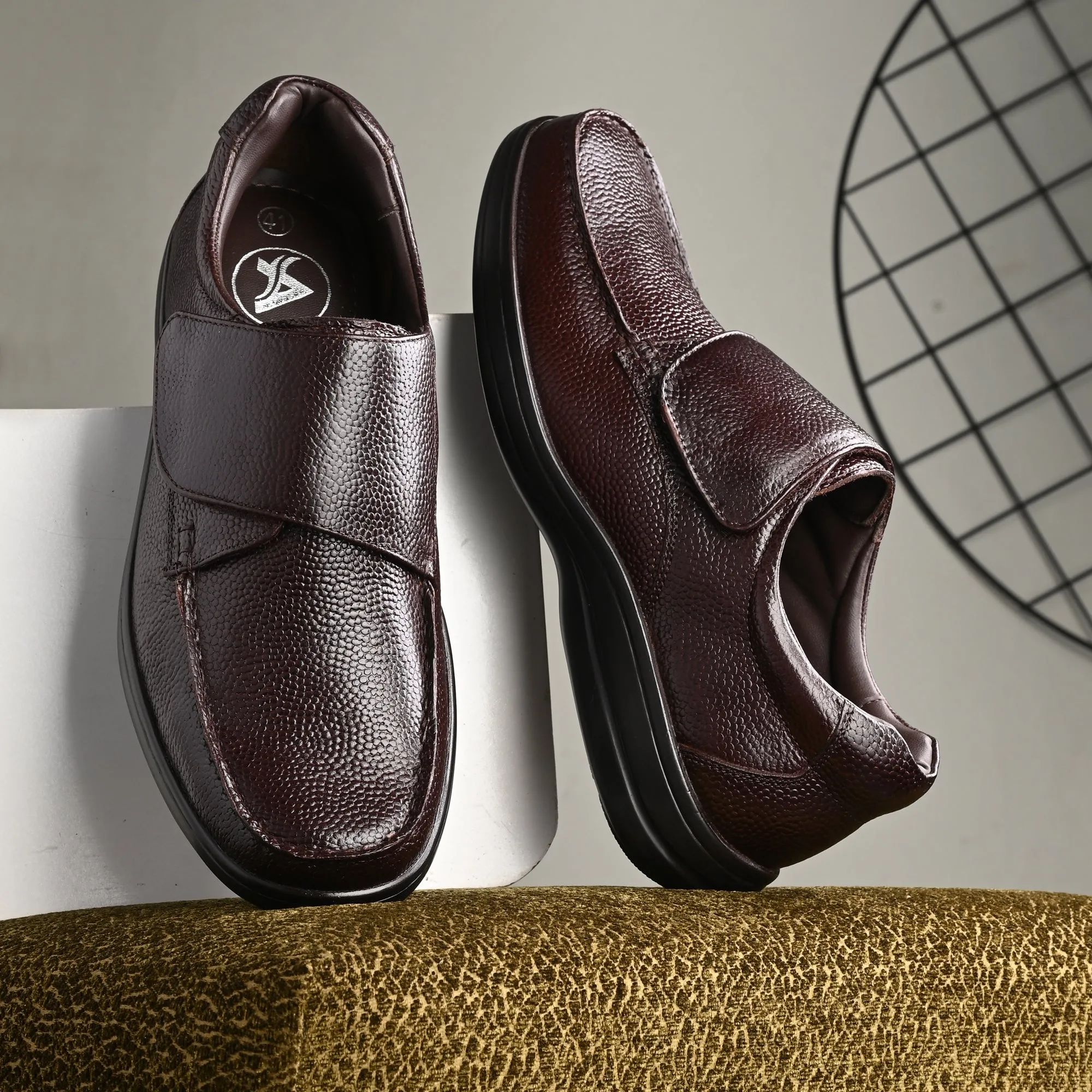 Pure Trumock Full Grain Leather Velcro Slip Ons